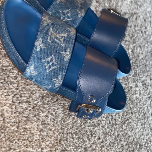 Louis Vuitton slides - Picture 2 of 5